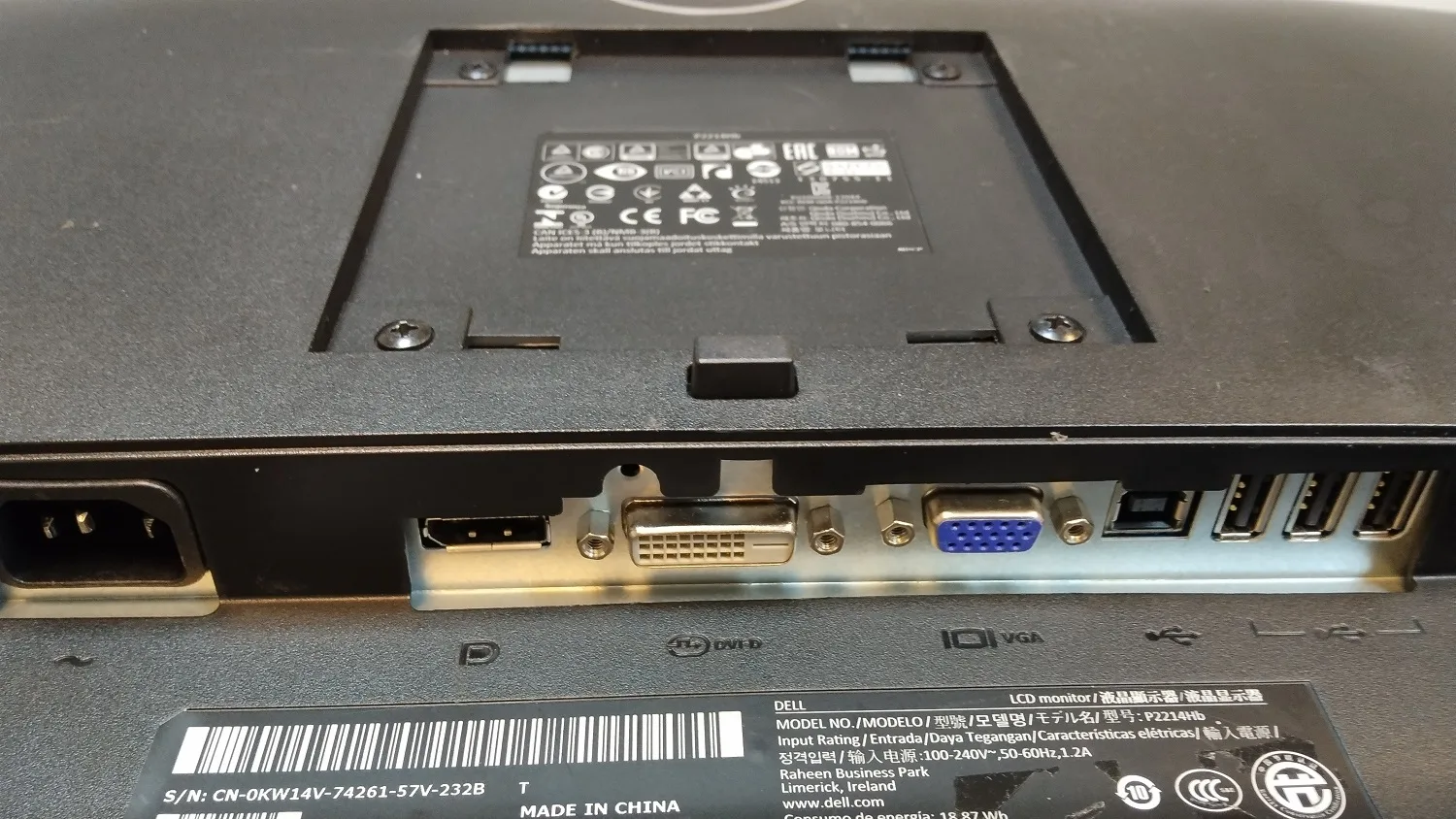 مانیتور استوک دل P2214H
